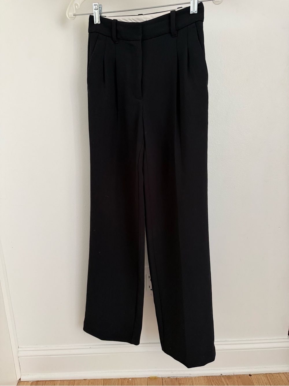 Aritzia Wilfred Effortless Black Tailored Wide-Leg Trousers